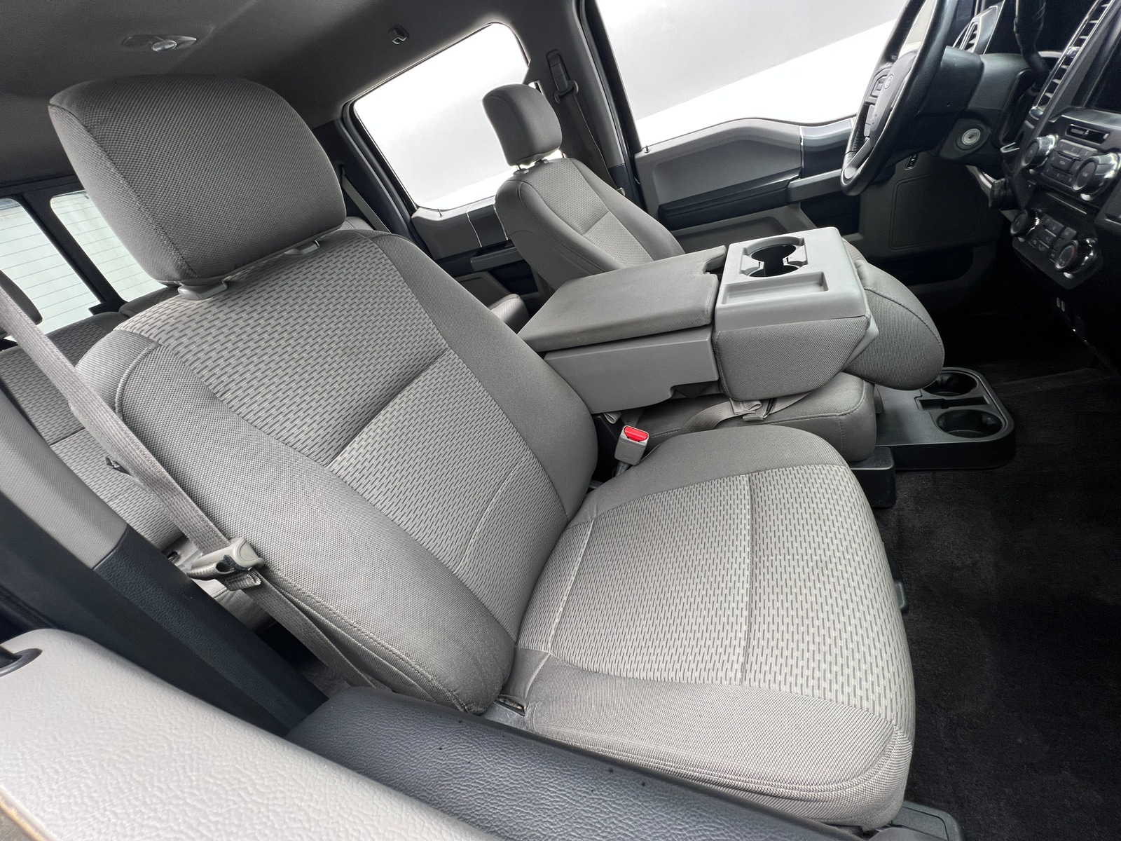 Thumbnail: 2016 Ford Econoline - 2