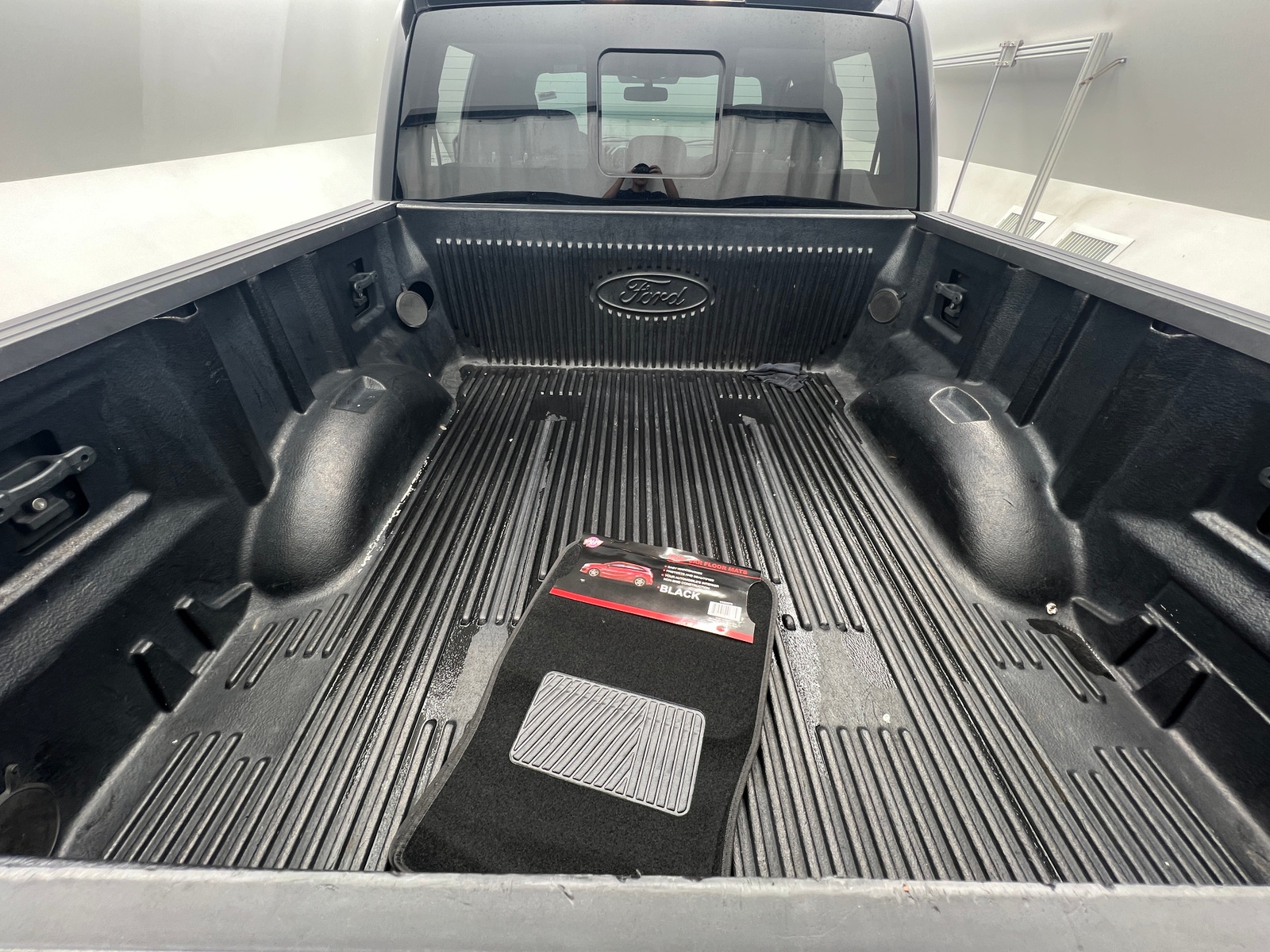 Thumbnail: 2016 Ford Econoline - 7