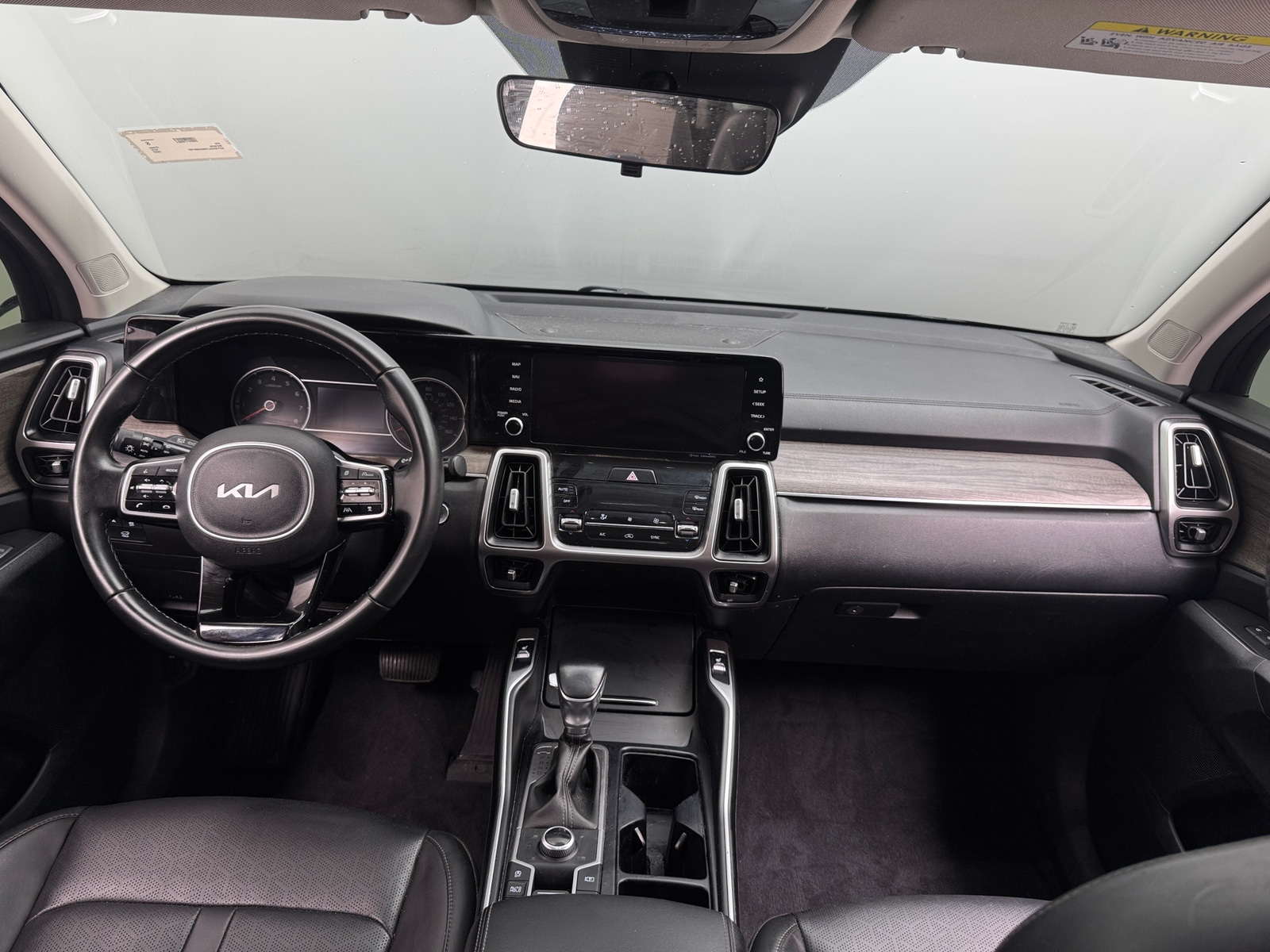 Thumbnail: 2022 Kia Sorento - 2