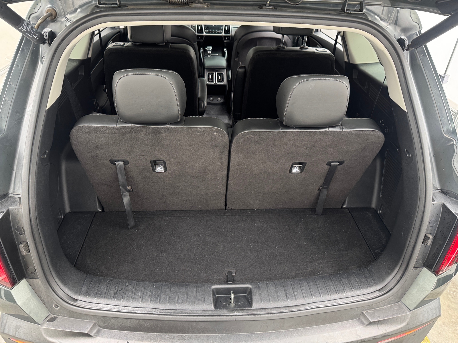 Thumbnail: 2022 Kia Sorento - 6