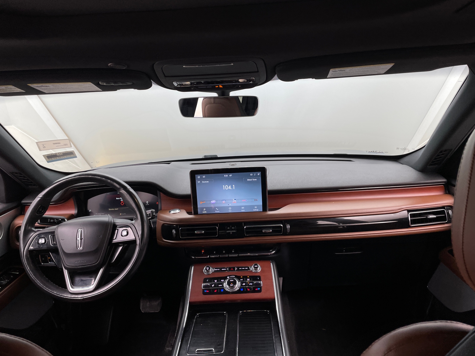 Thumbnail: 2020 Lincoln Aviator - 2