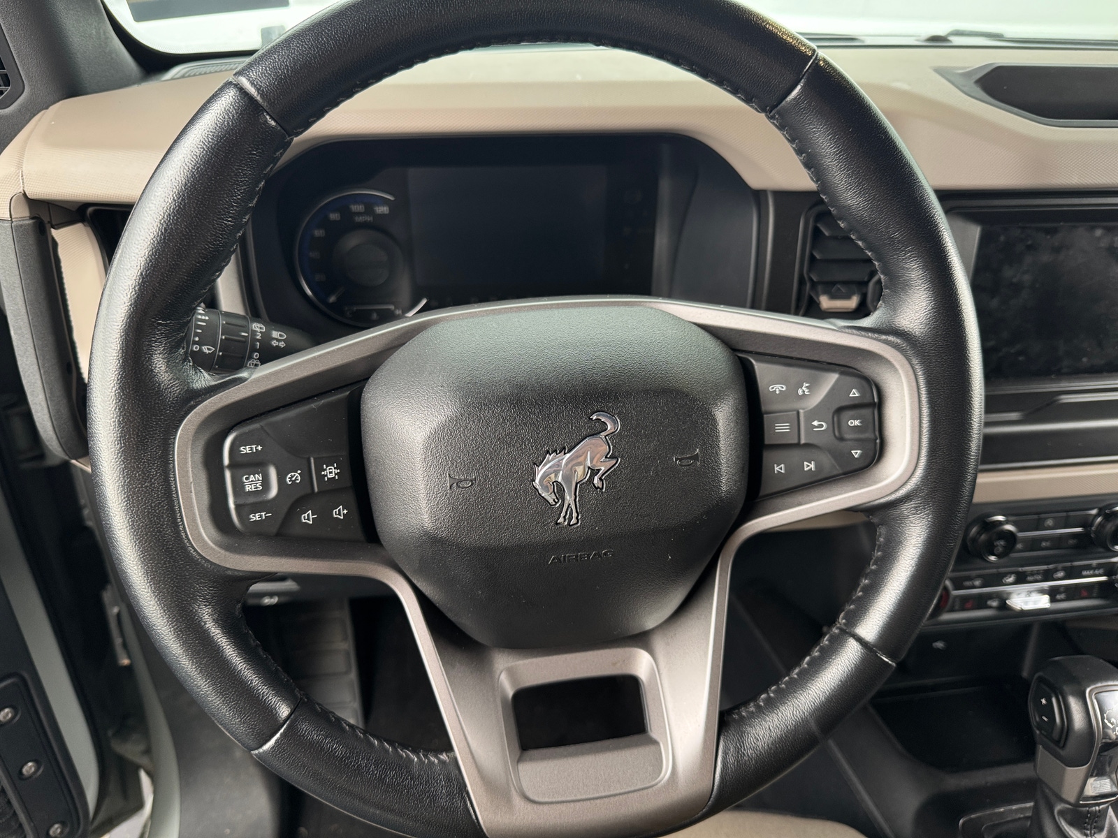 Thumbnail: 2022 Ford Bronco - 5