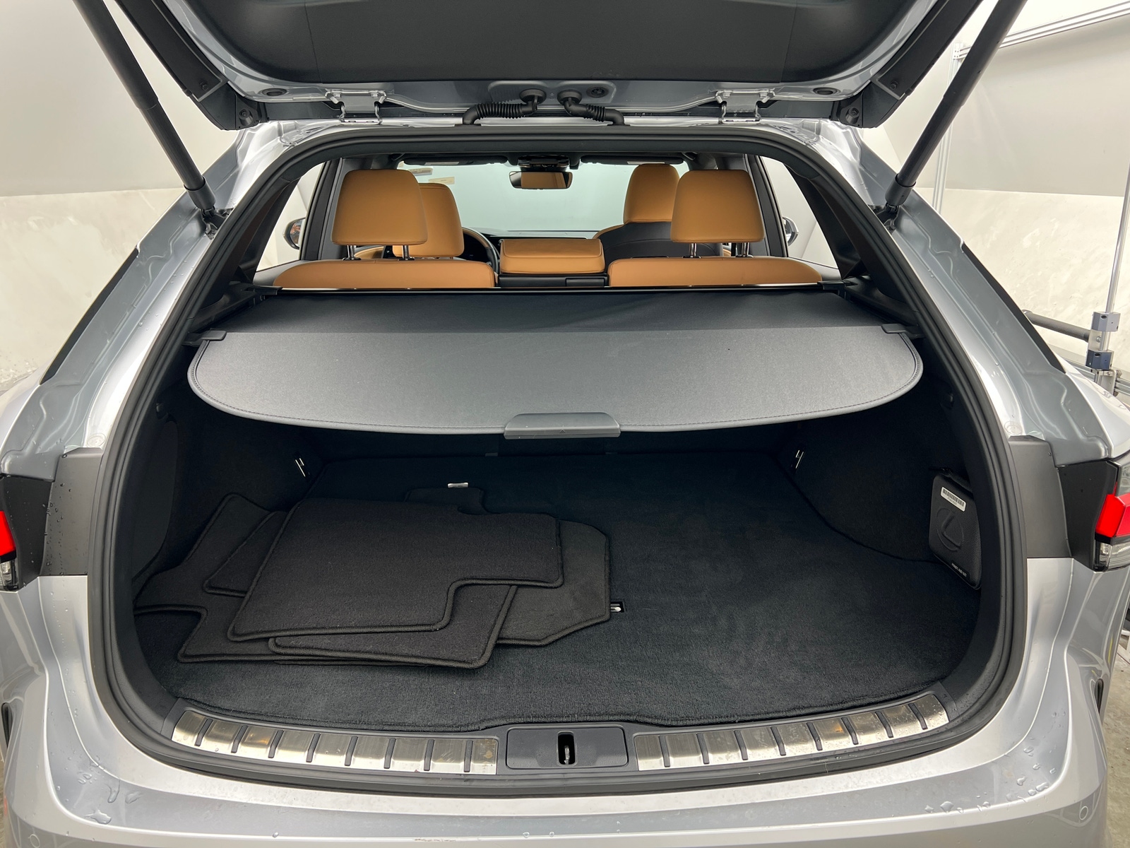 Thumbnail: 2023 Lexus RX - 7