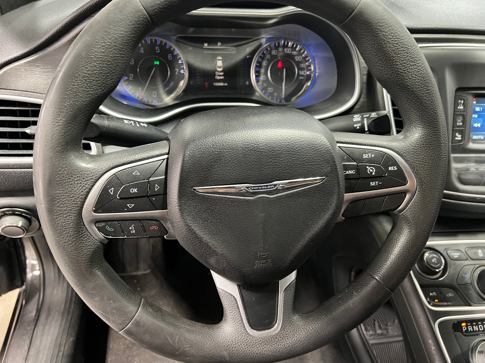 Thumbnail: 2015 Chrysler 200 - 5