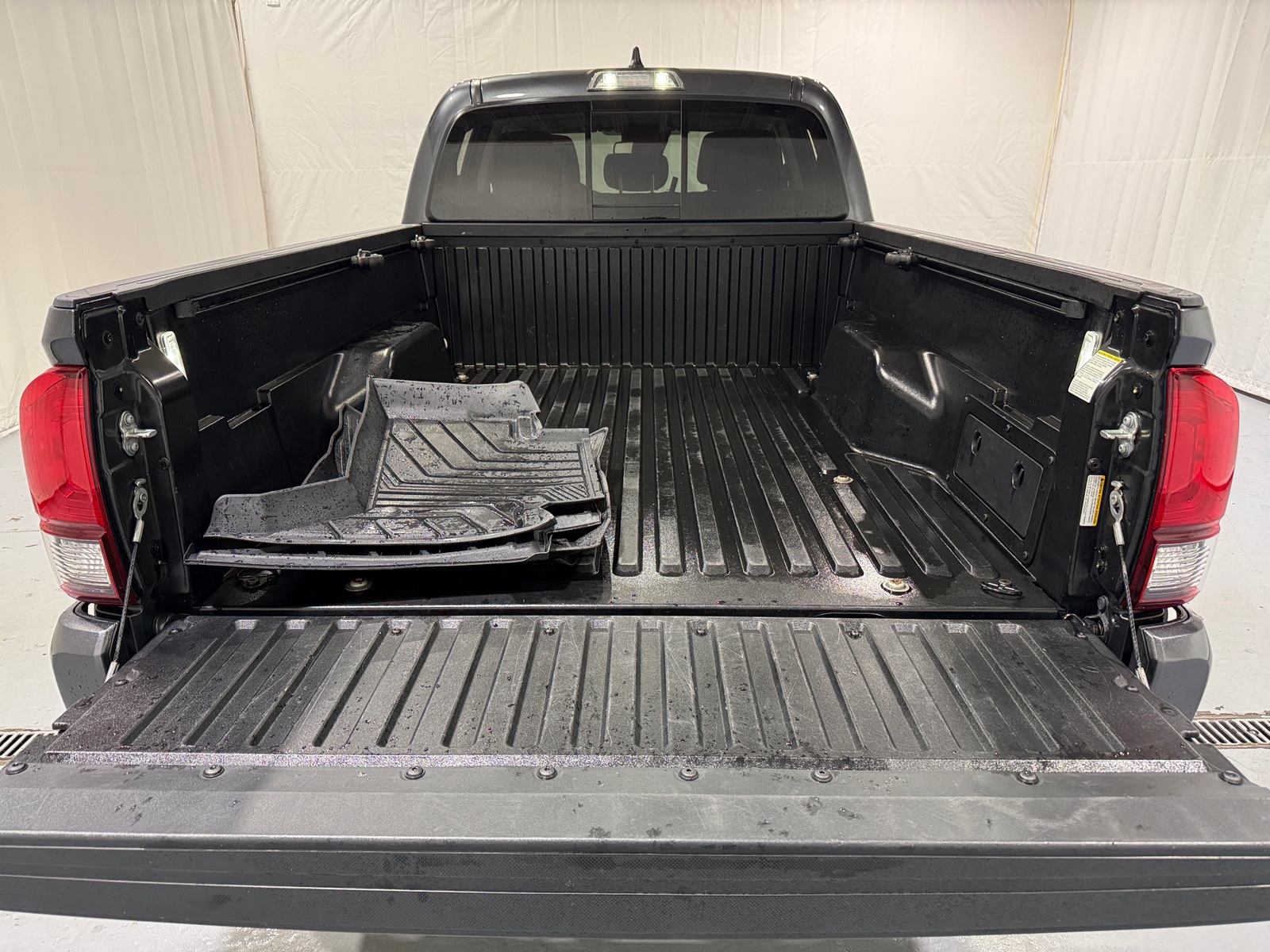 Thumbnail: 2023 Toyota Tacoma - 7