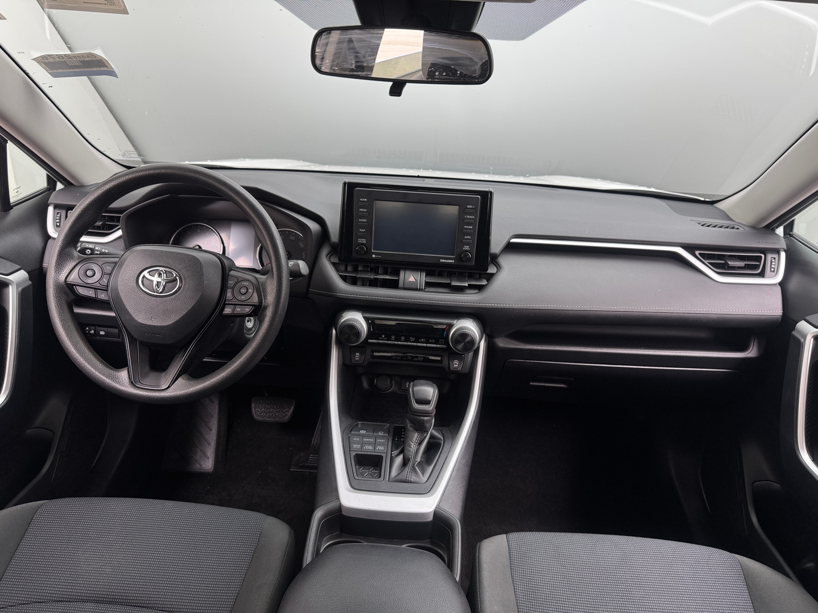 Thumbnail: 2021 Toyota RAV4 - 3