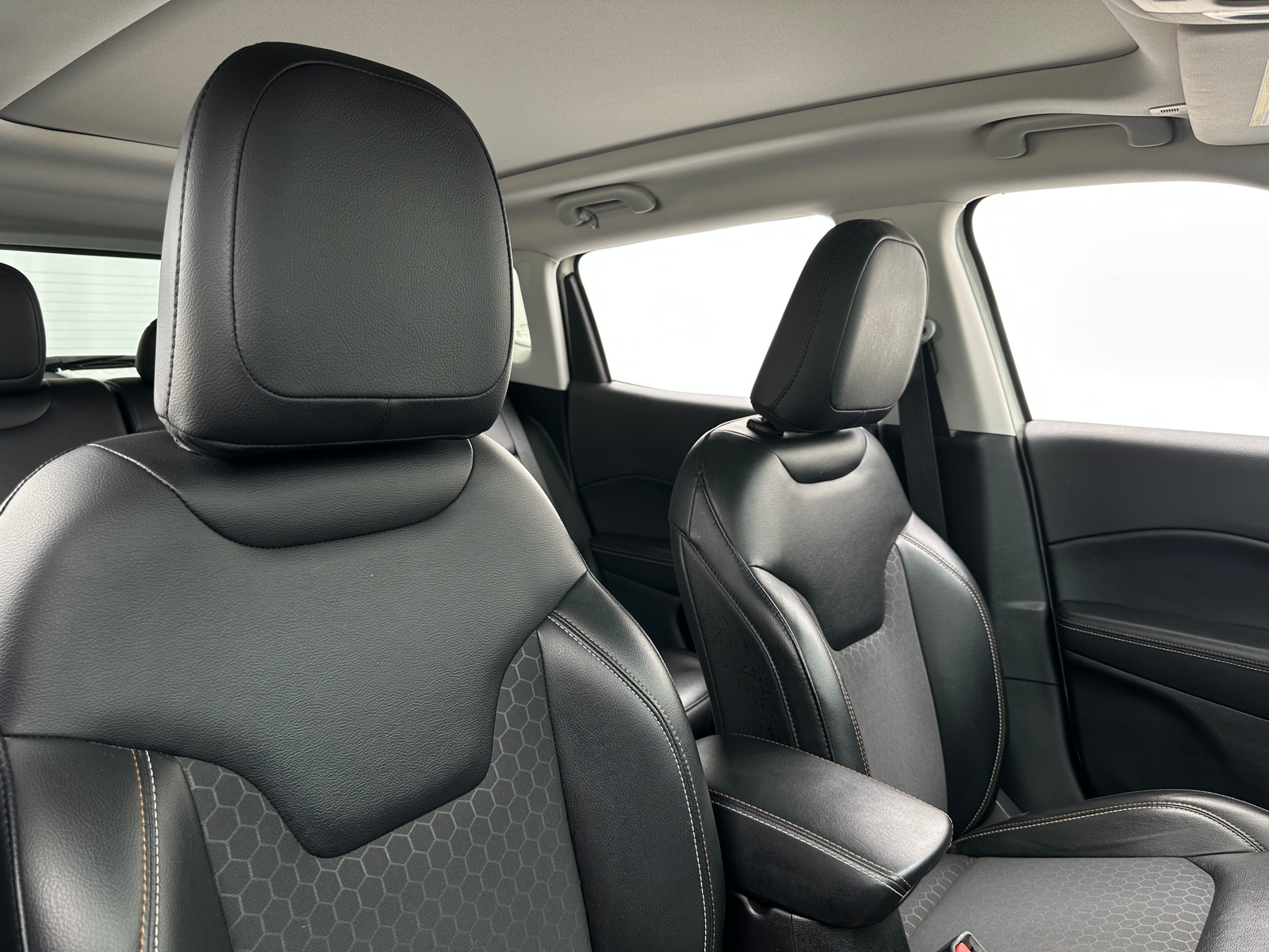 Thumbnail: 2019 Jeep Compass - 2