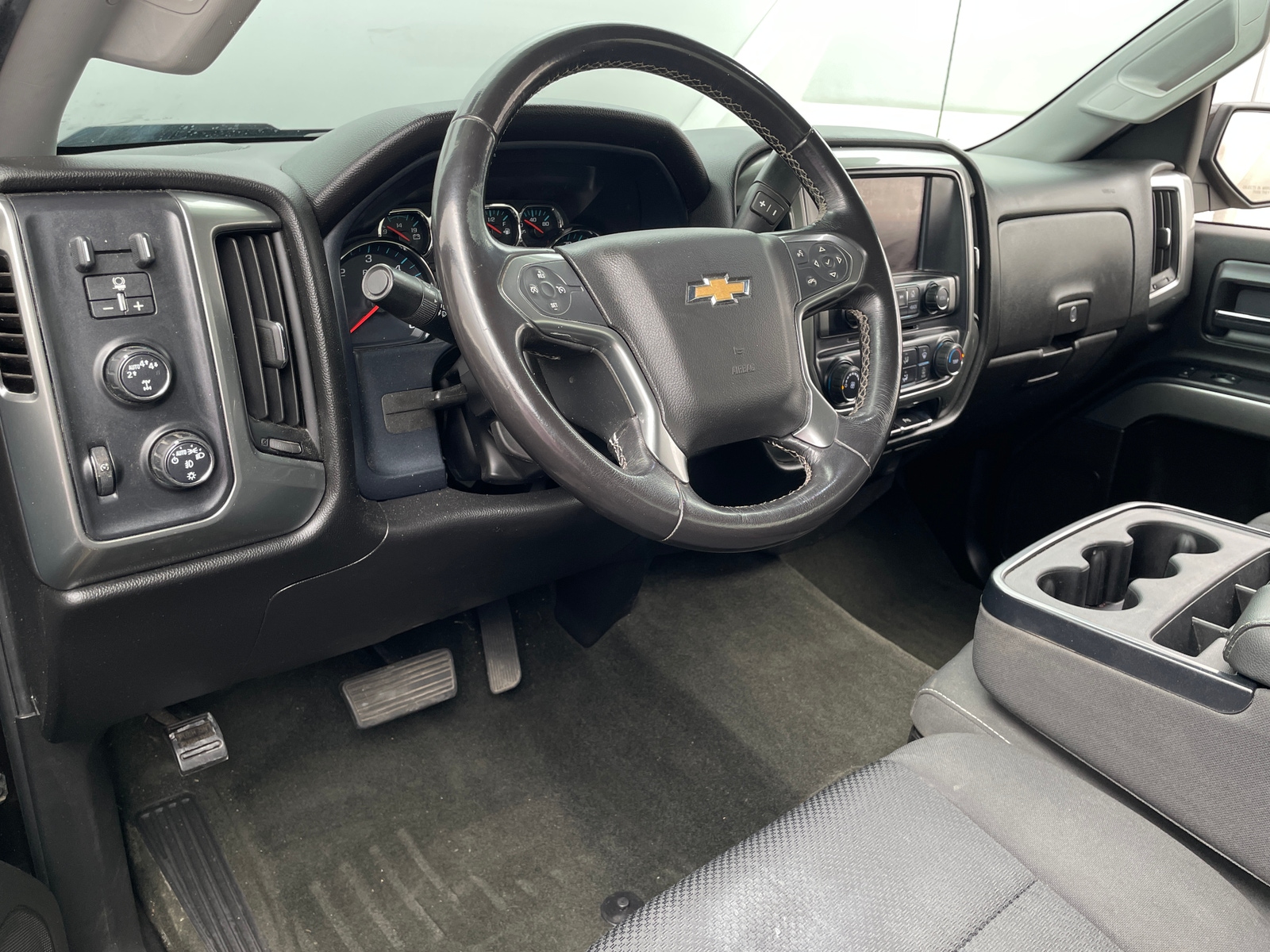 Thumbnail: 2018 Chevrolet Silverado 1500 - 3