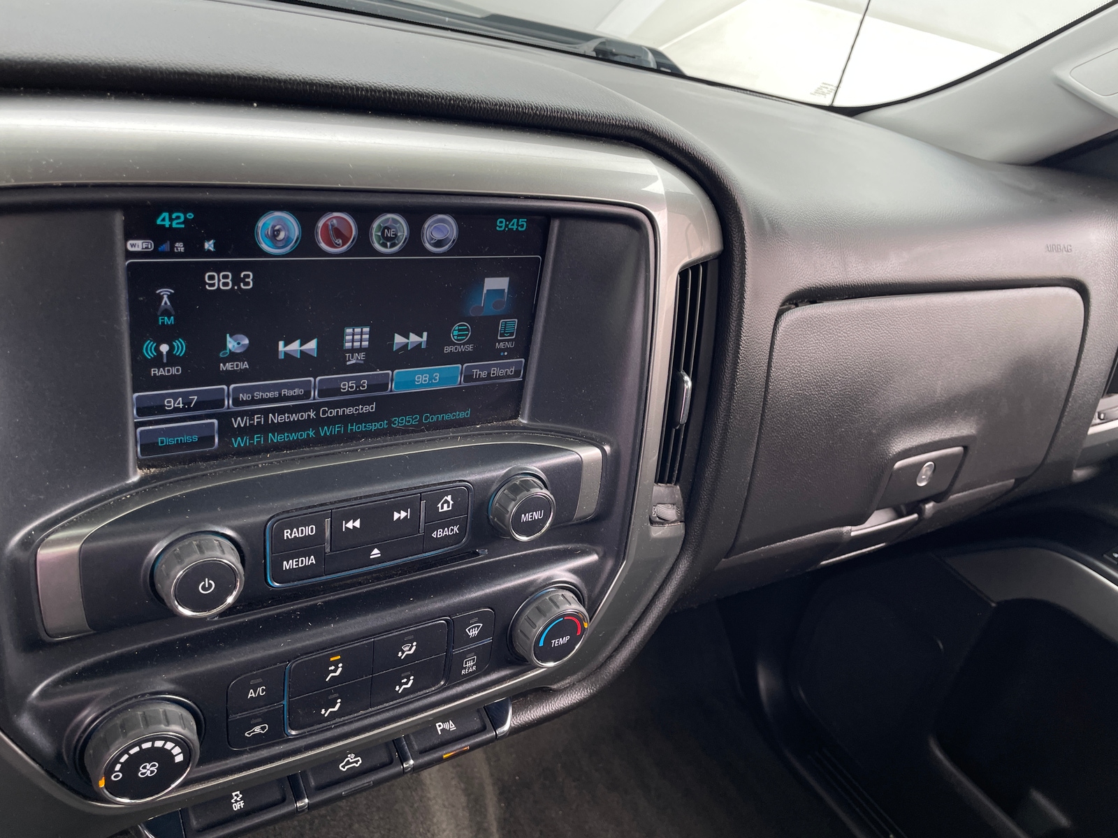 Thumbnail: 2018 Chevrolet Silverado 1500 - 4