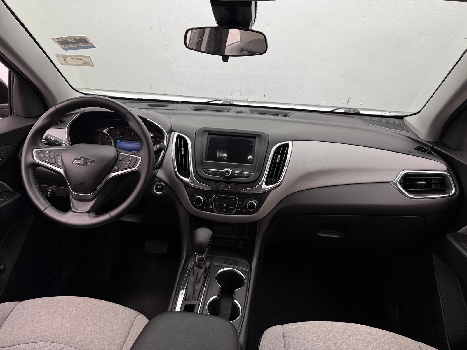 Thumbnail: 2023 Chevrolet Equinox - 3