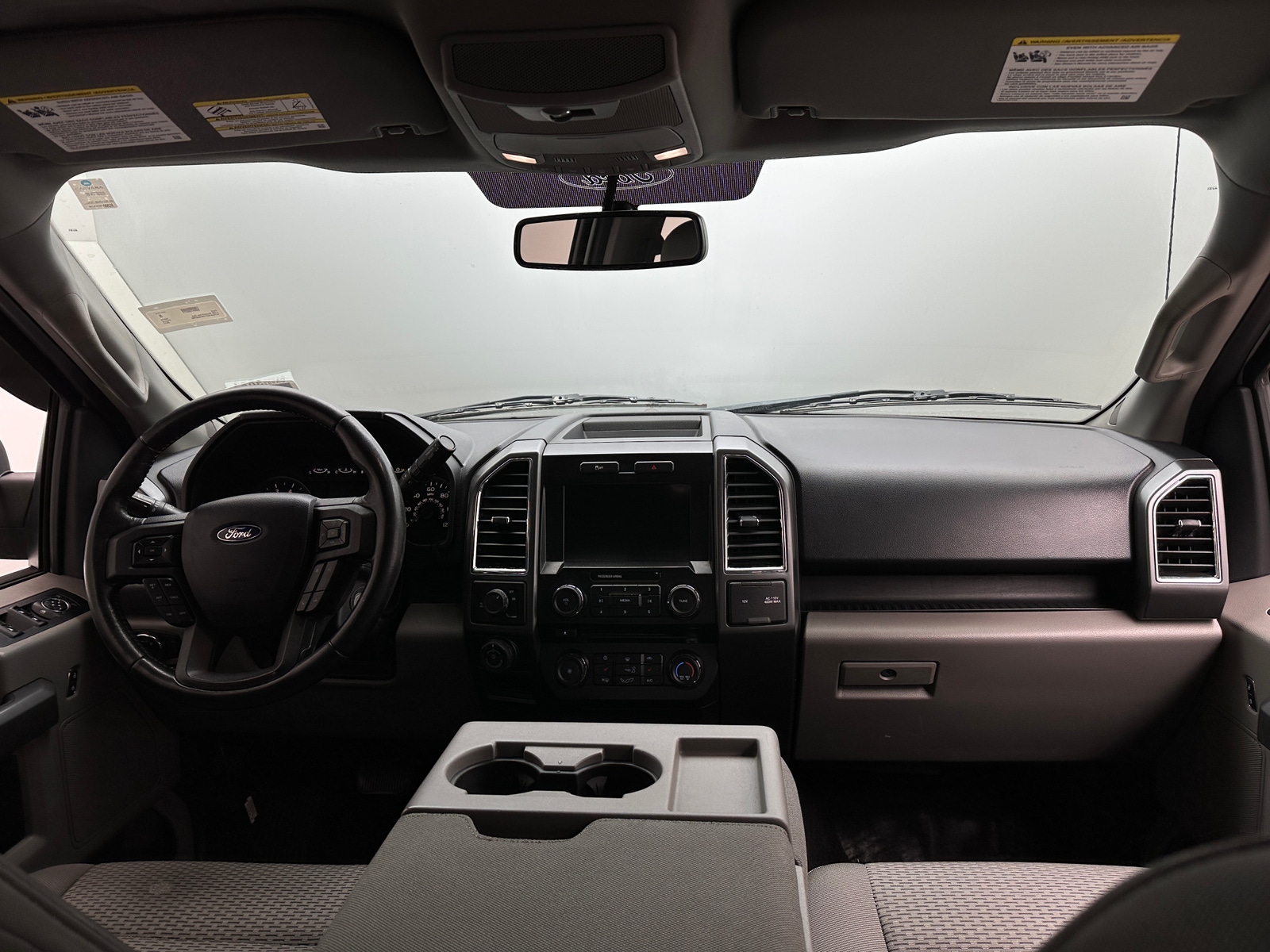 Thumbnail: 2017 Ford Econoline - 3