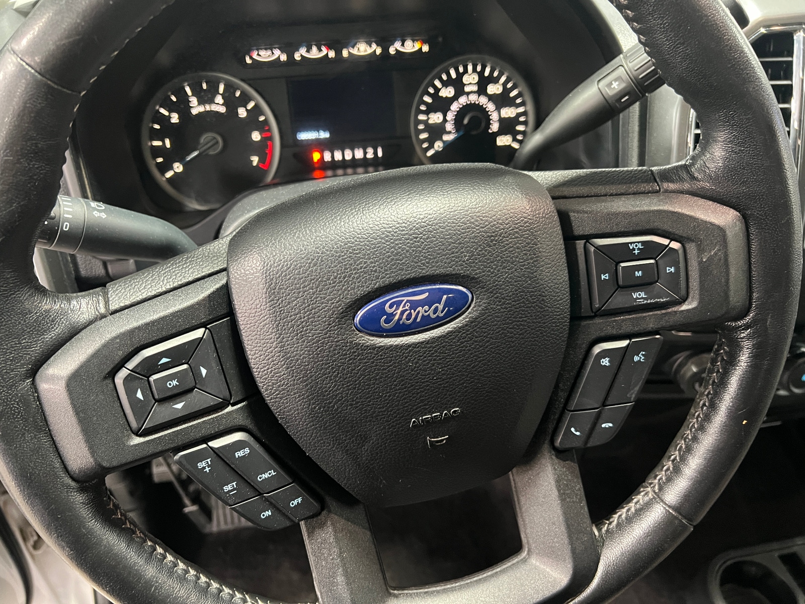 Thumbnail: 2017 Ford Econoline - 5