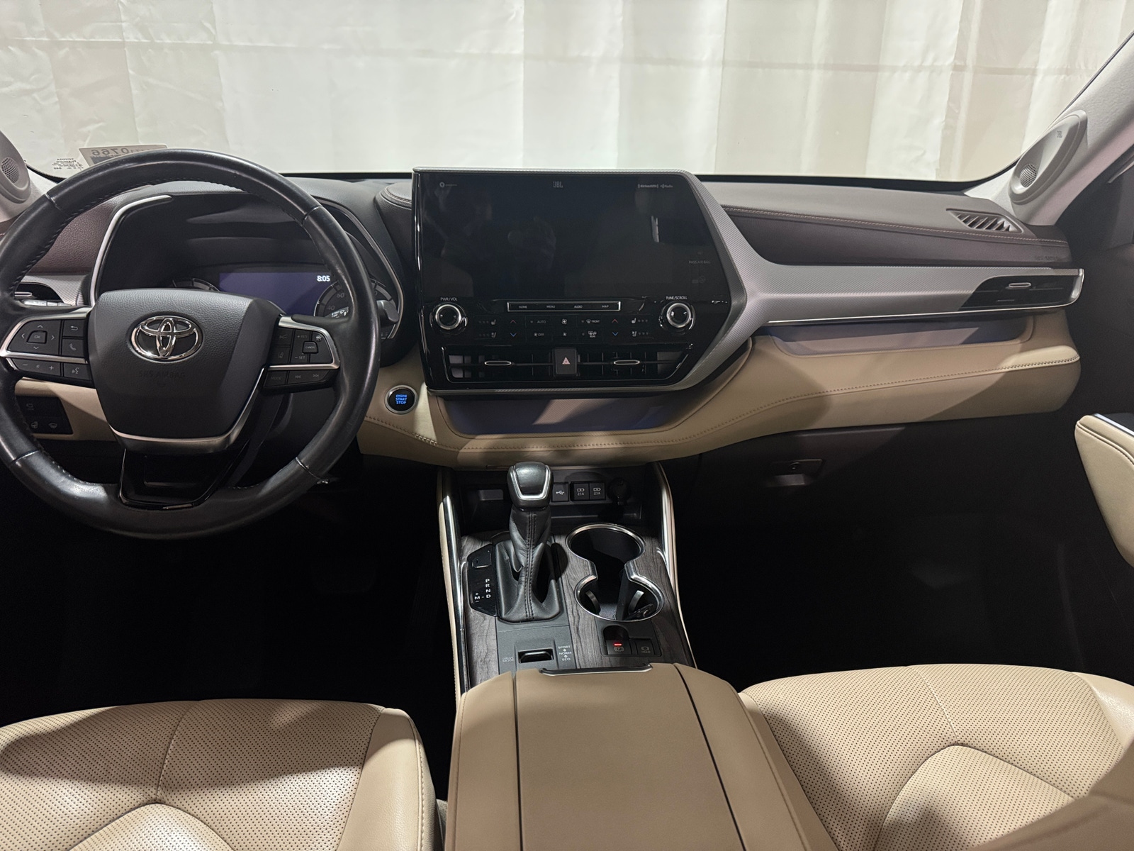 Thumbnail: 2020 Toyota Highlander - 2