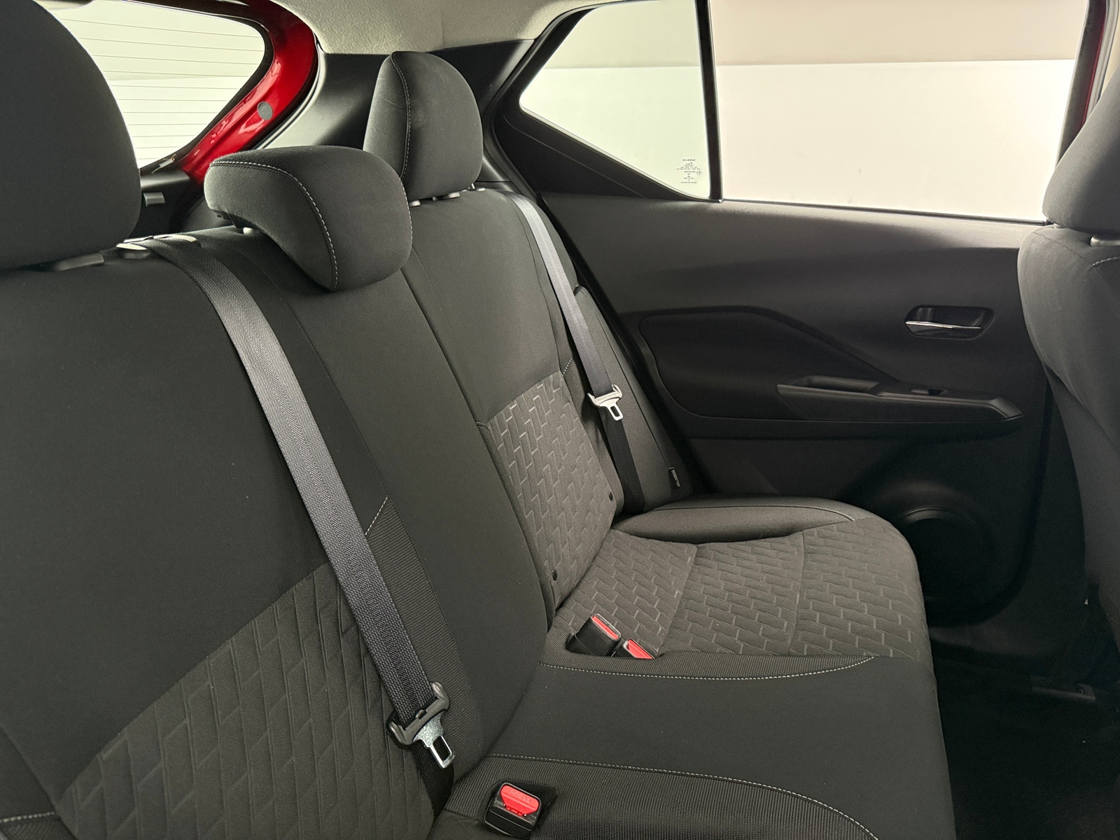 Thumbnail: 2023 Nissan Kicks - 6