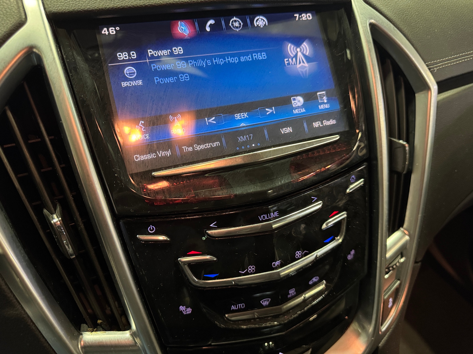 Thumbnail: 2016 Cadillac SRX - 3