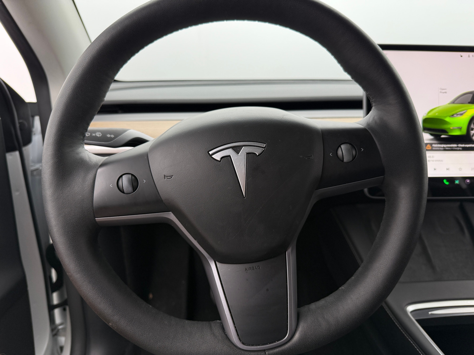 Thumbnail: 2023 Tesla Model Y - 4