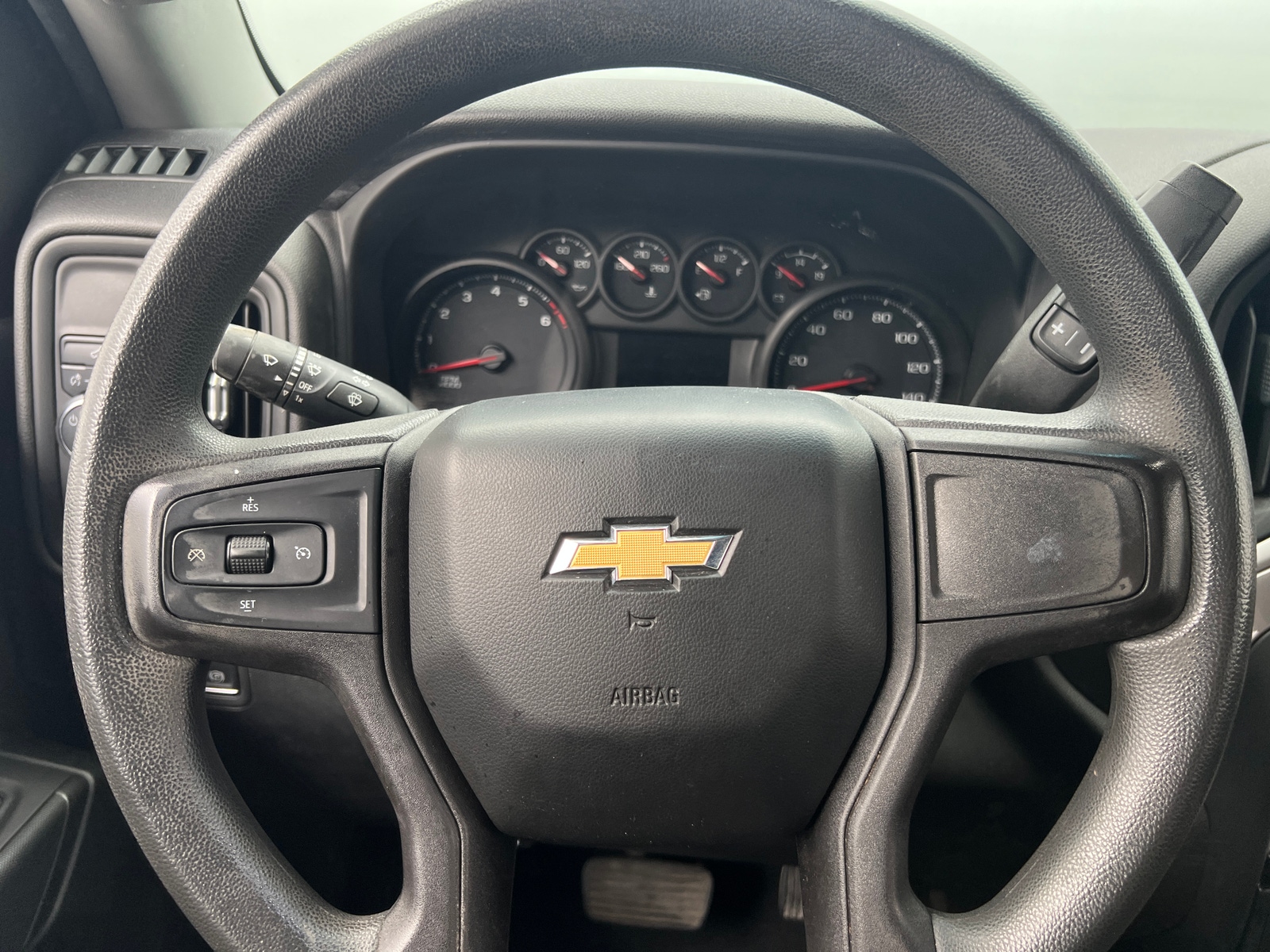 Thumbnail: 2021 Chevrolet Silverado 1500 - 5