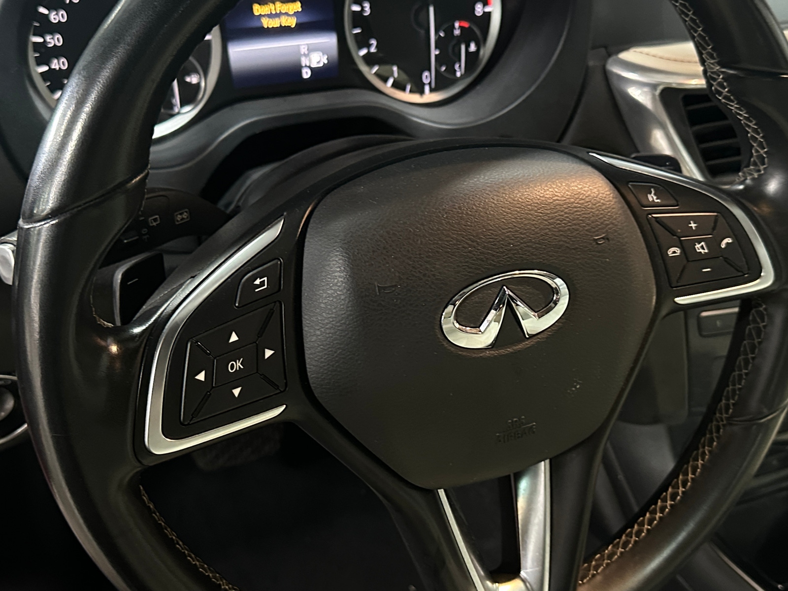 Thumbnail: 2018 INFINITI QX30 - 4