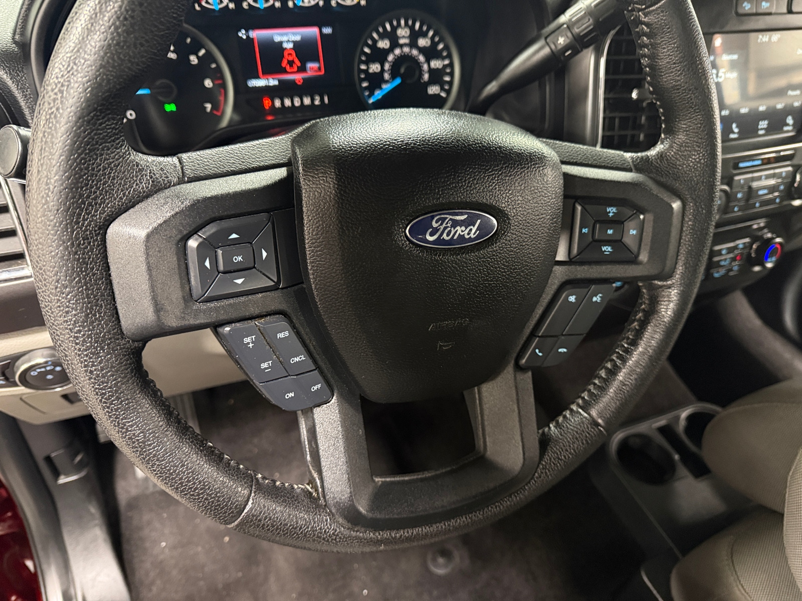 Thumbnail: 2016 Ford Econoline - 5