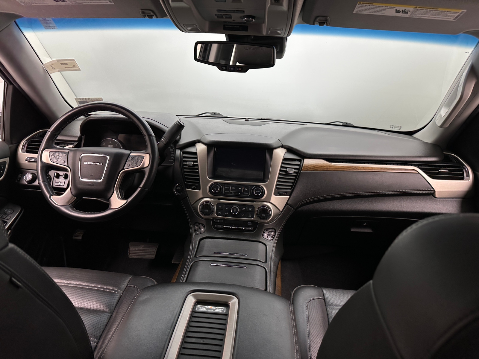 Thumbnail: 2019 GMC Yukon - 2