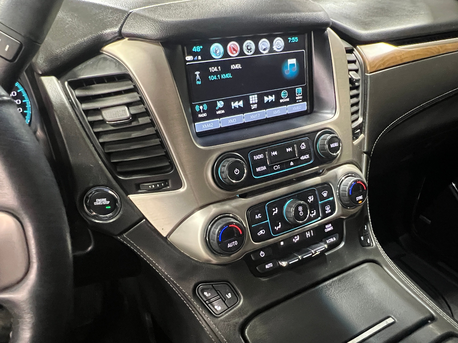 Thumbnail: 2019 GMC Yukon - 3