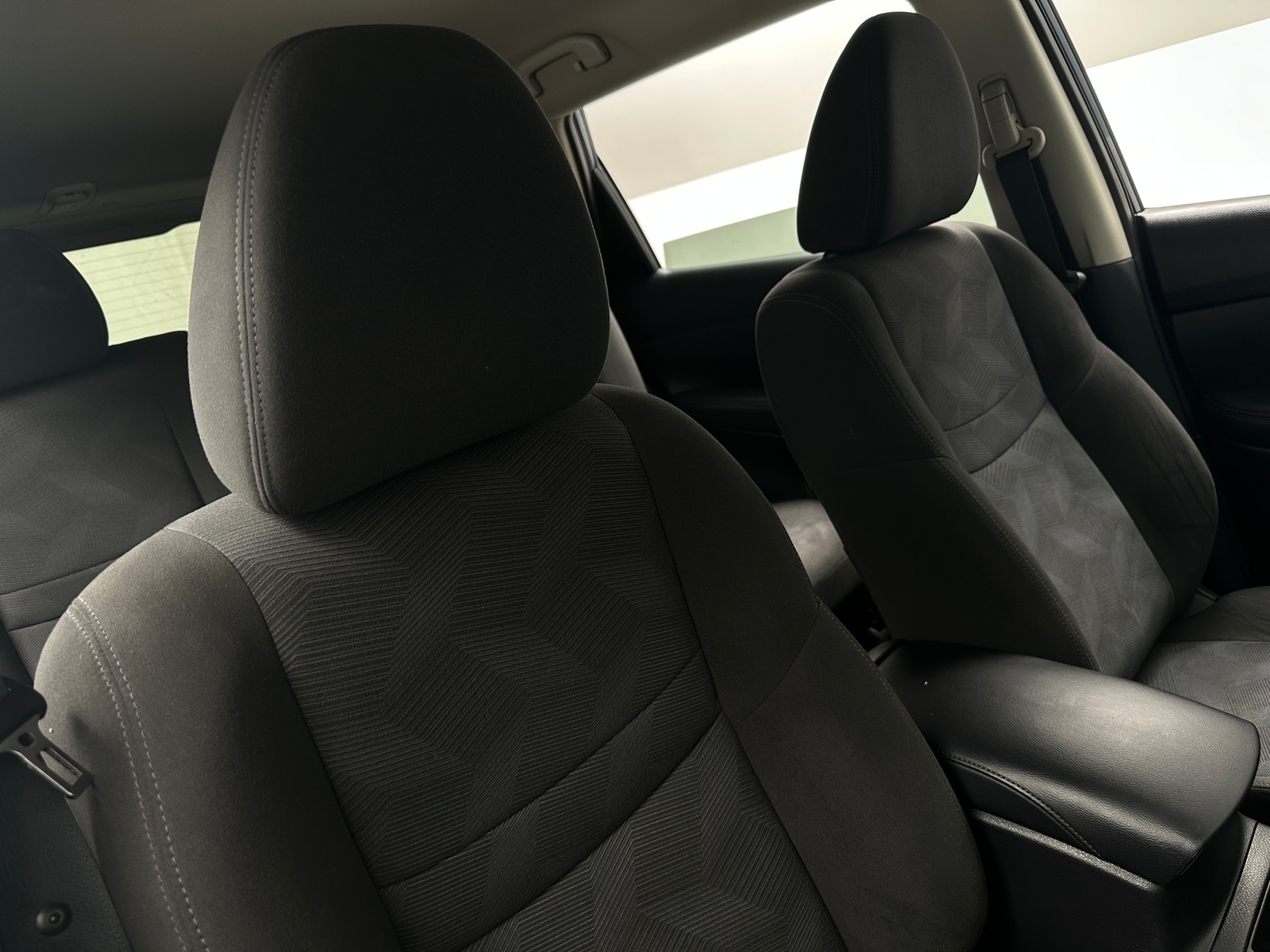 Thumbnail: 2016 Nissan Rogue - 2