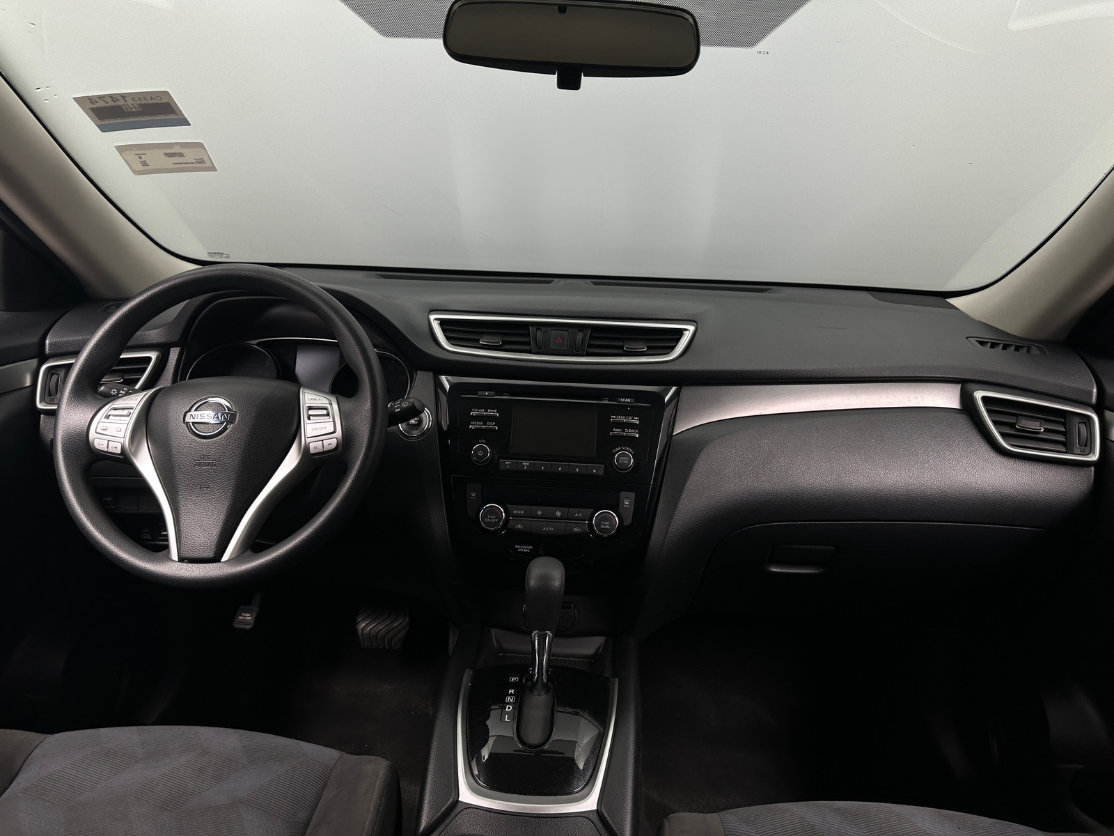 Thumbnail: 2016 Nissan Rogue - 3