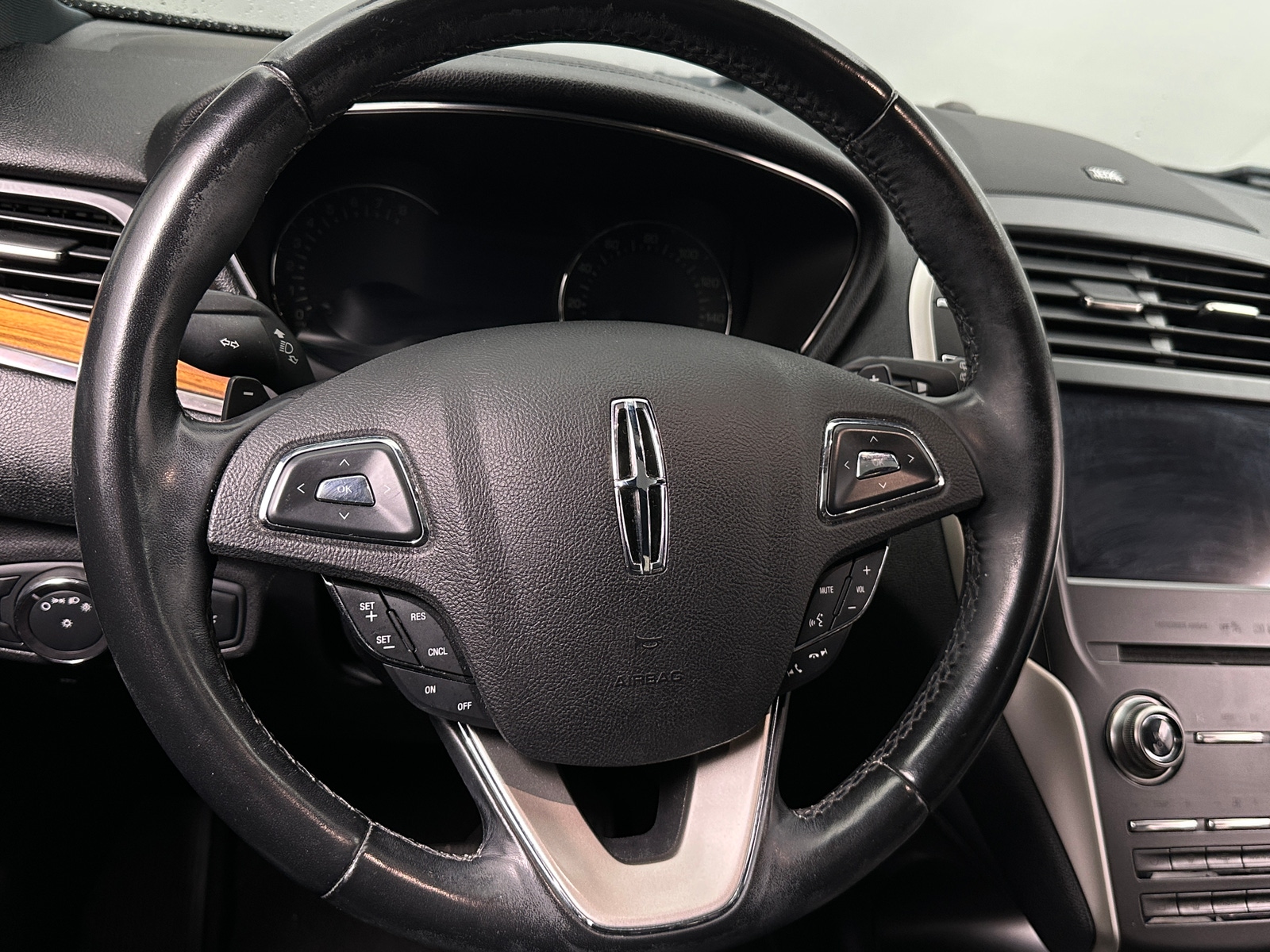 Thumbnail: 2019 Lincoln MKC - 4