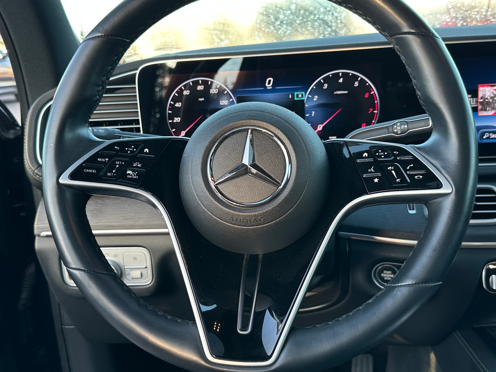 Thumbnail: 2024 Mercedes-Benz GLS - 4