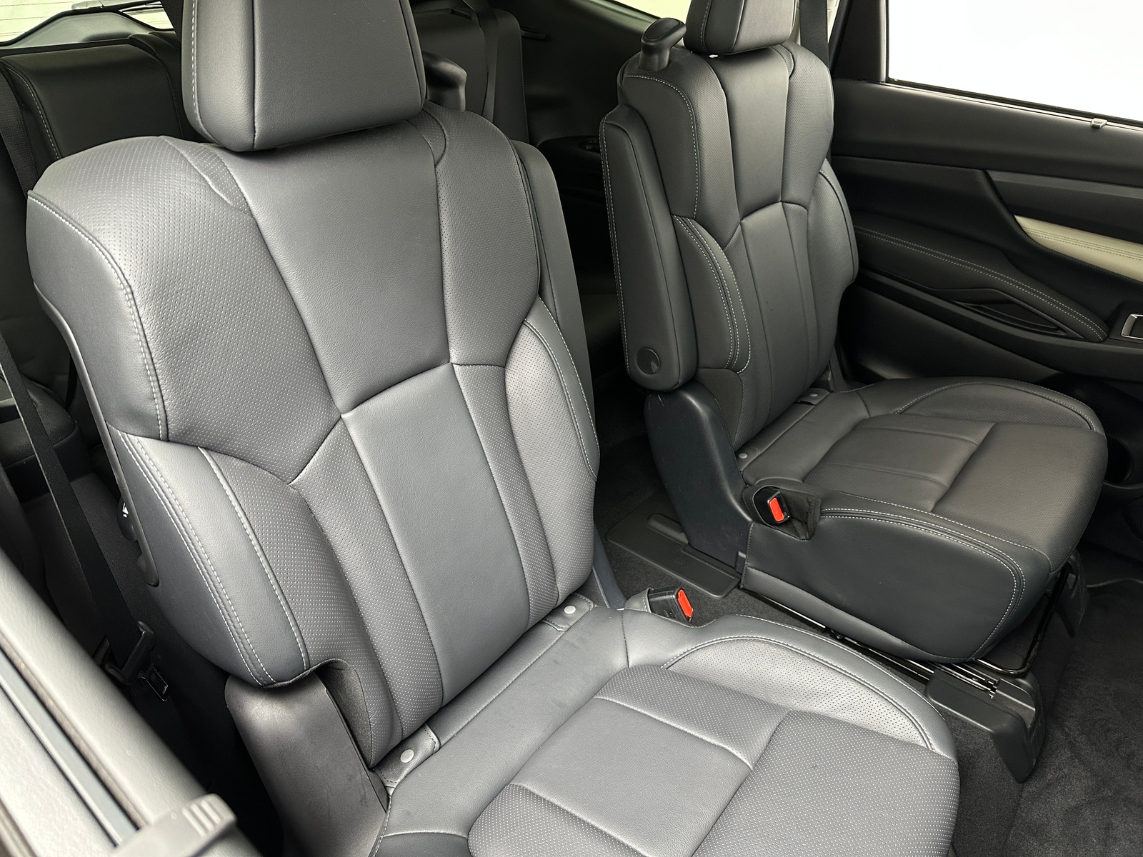 Thumbnail: 2022 Subaru Ascent - 5