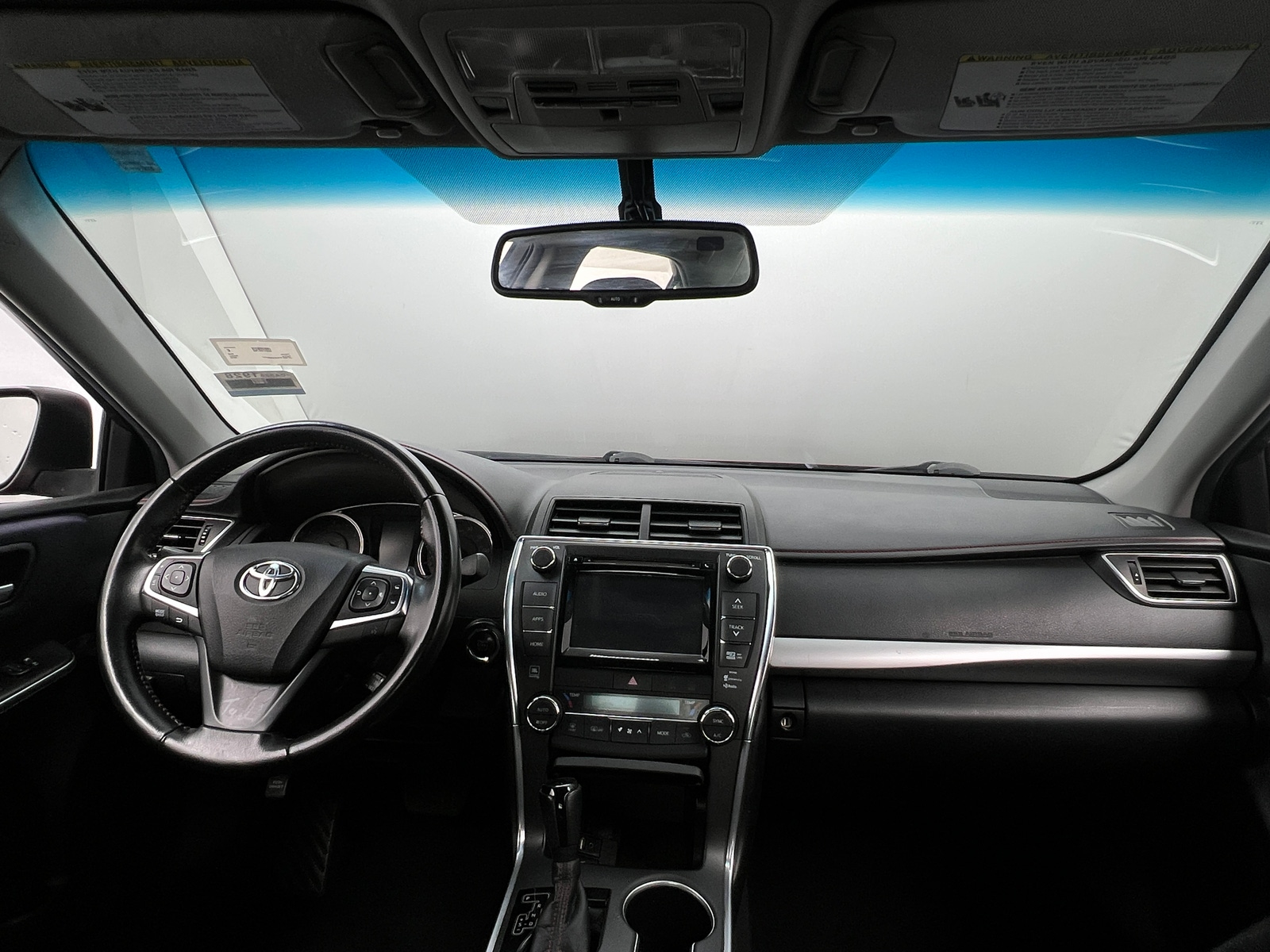 Thumbnail: 2015 Toyota Camry - 3