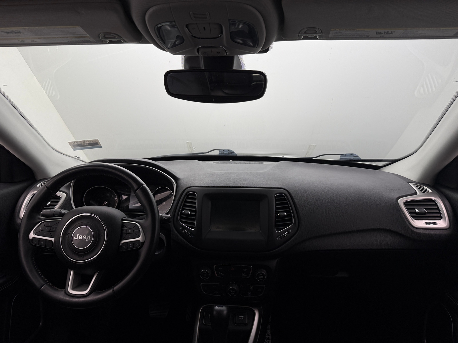 Thumbnail: 2020 Jeep Compass - 3