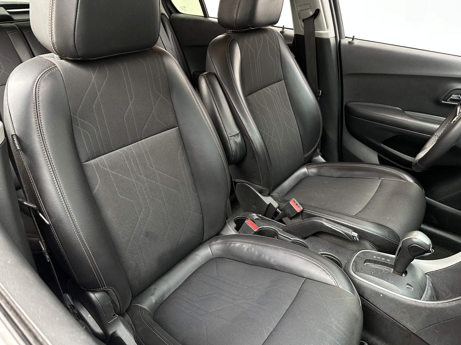 Thumbnail: 2020 Chevrolet Trax - 2