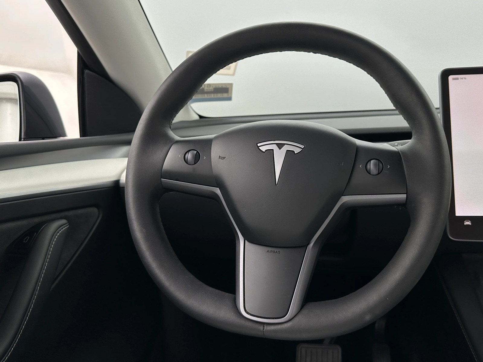Thumbnail: 2023 Tesla Model Y - 4