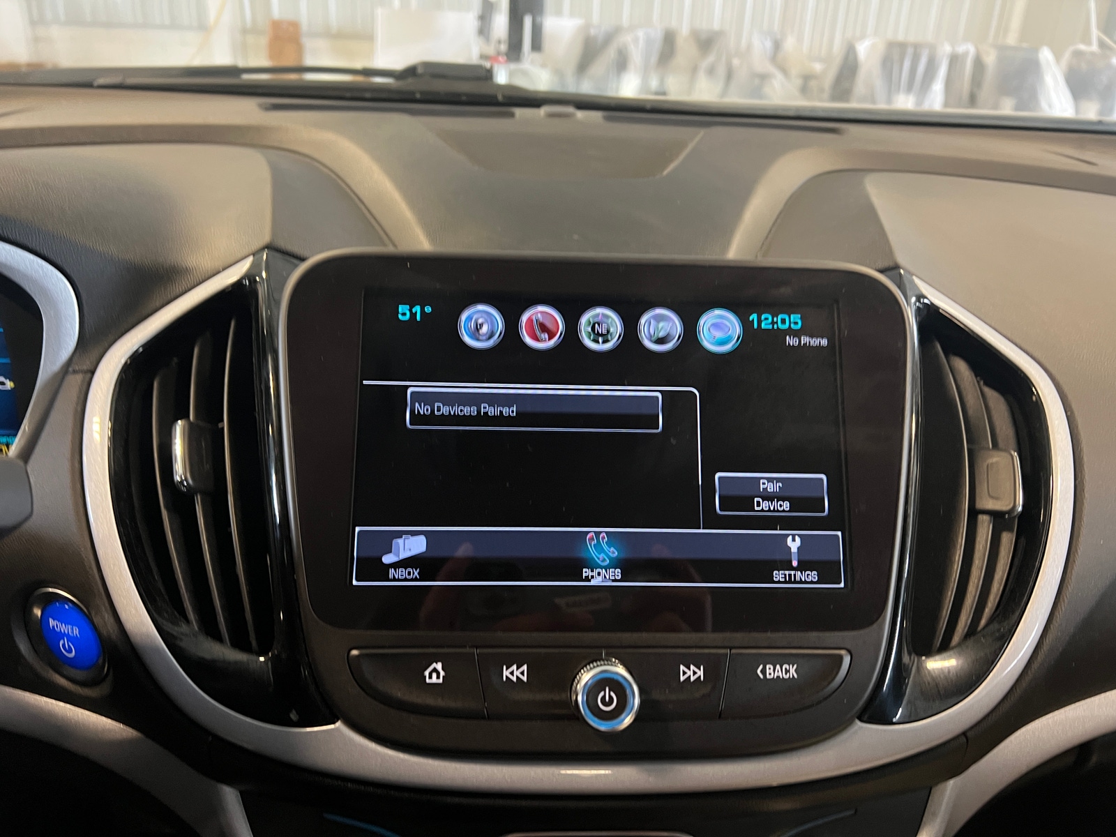 Thumbnail: 2017 Chevrolet Volt - 4