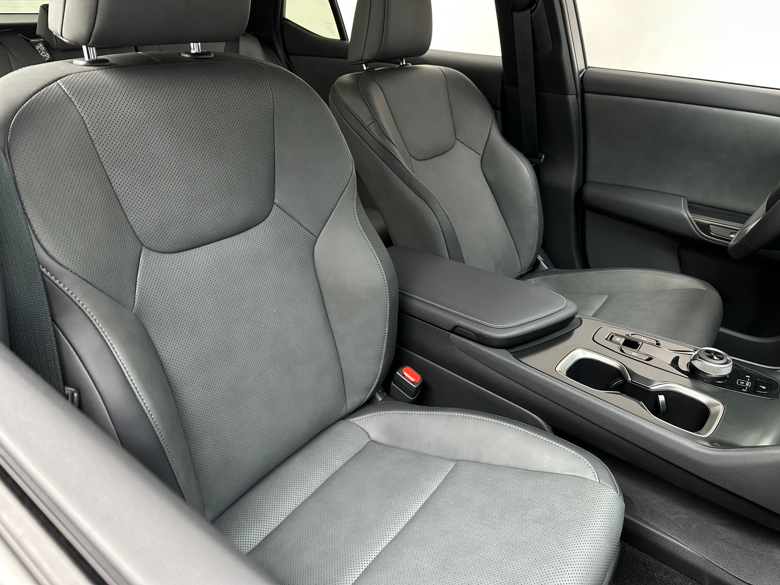 Thumbnail: 2024 Lexus RZ - 2