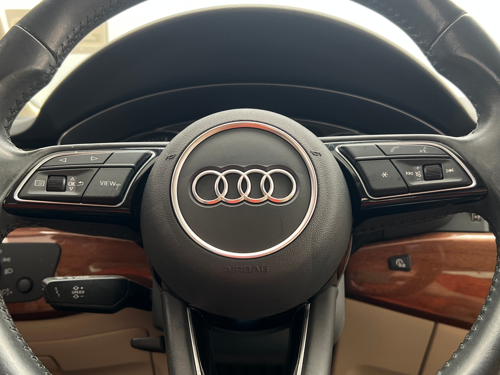 Thumbnail: 2020 Audi A4 - 4