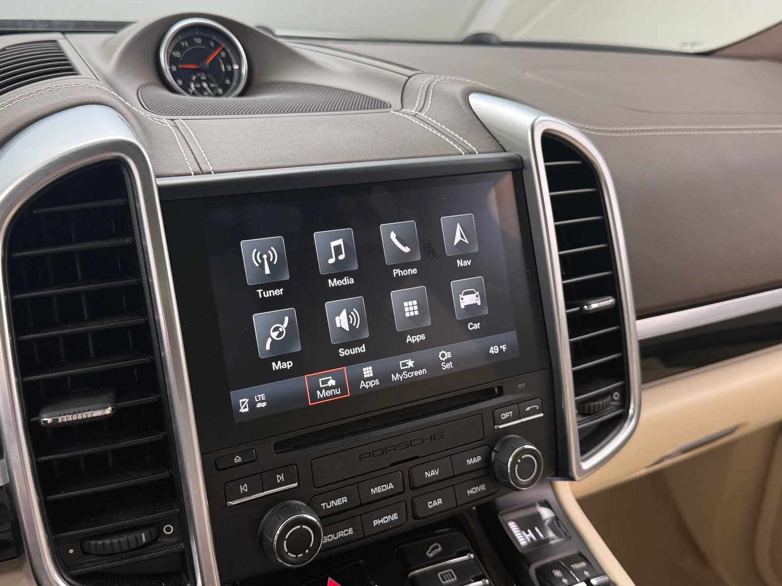 Thumbnail: 2018 Porsche Cayenne - 3