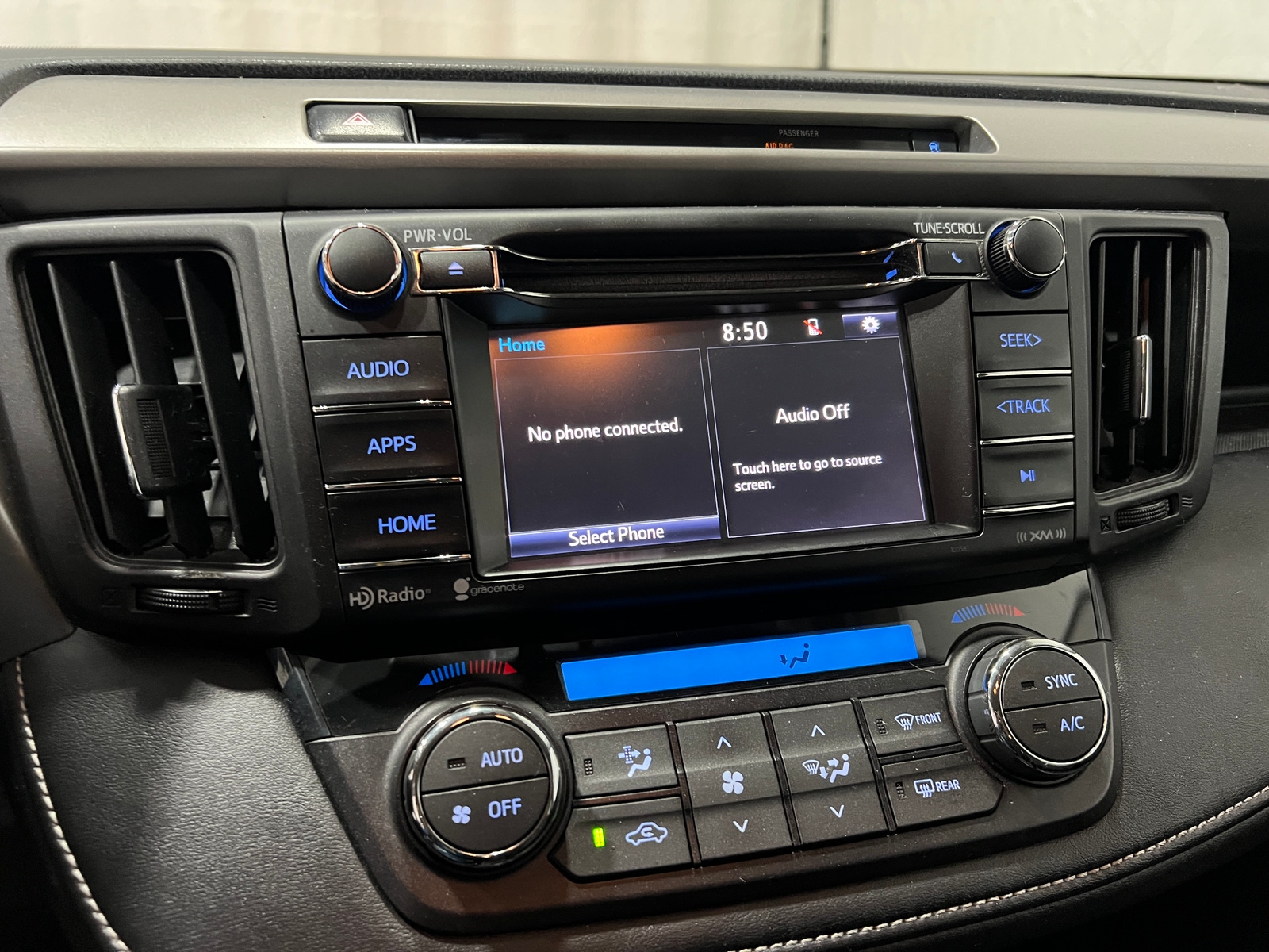 Thumbnail: 2016 Toyota RAV4 - 4