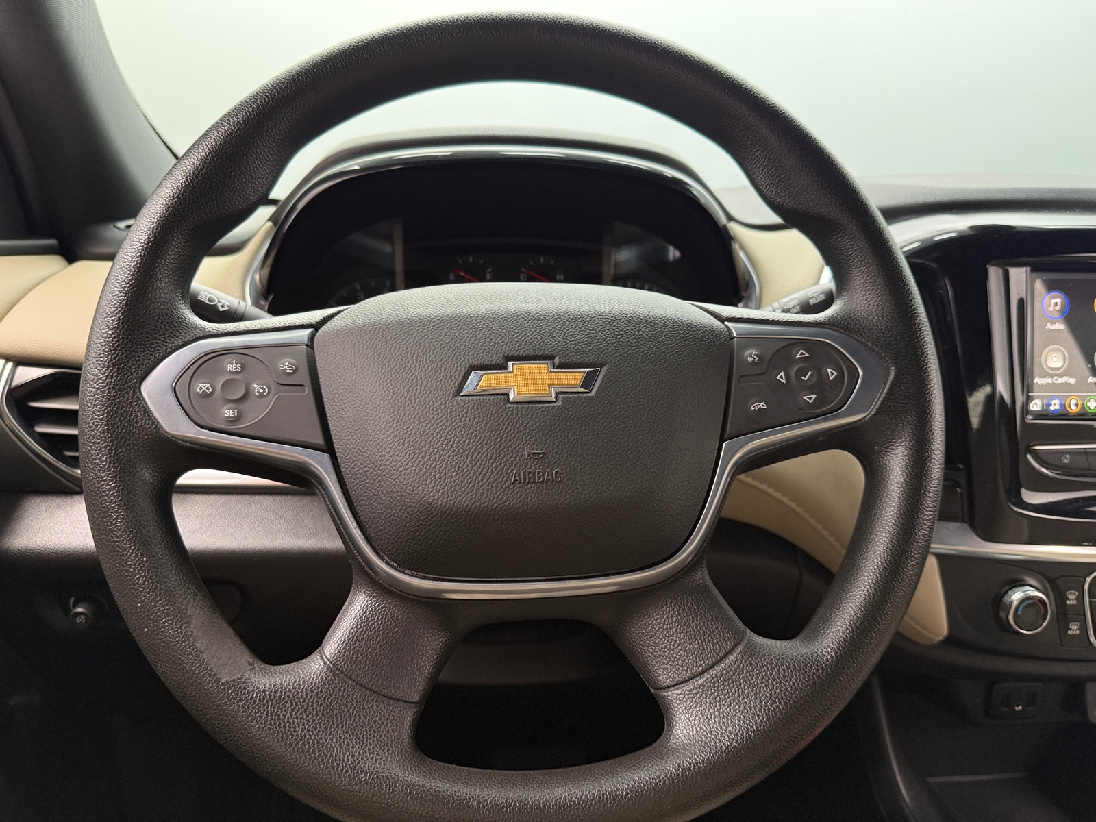 Thumbnail: 2022 Chevrolet Traverse - 5