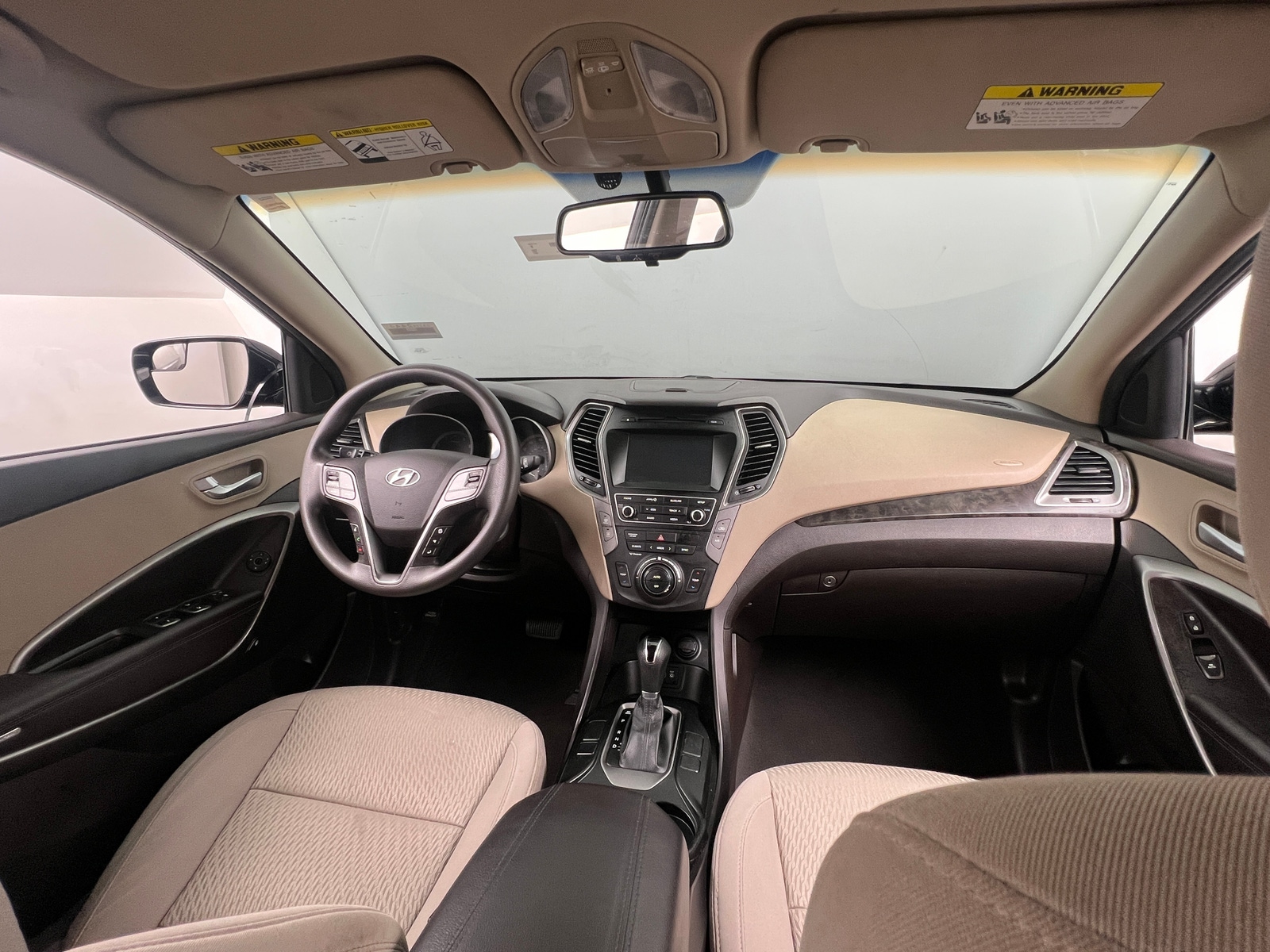 Thumbnail: 2017 Hyundai Santa Fe - 3