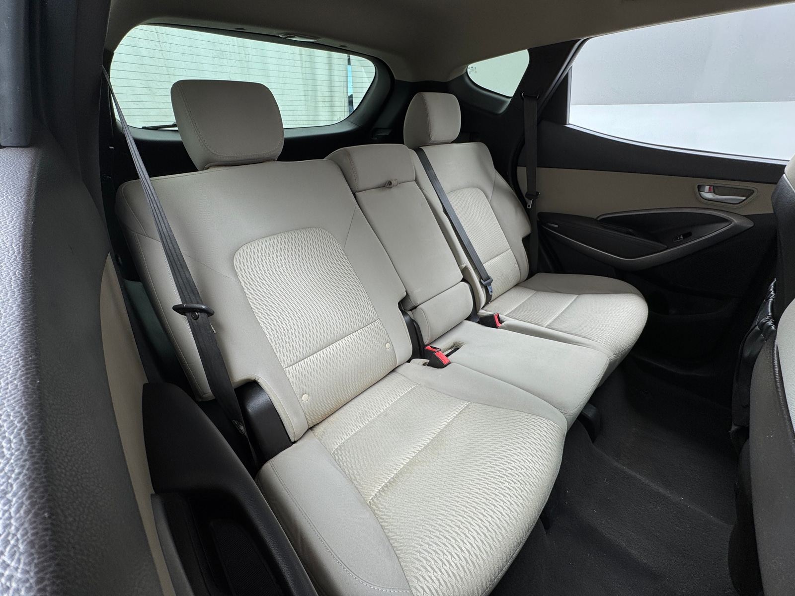 Thumbnail: 2016 Hyundai Santa Fe - 6