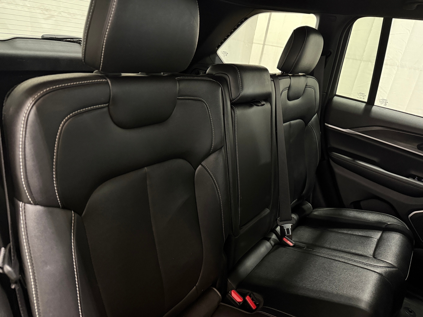 Thumbnail: 2024 Jeep Grand Cherokee - 6