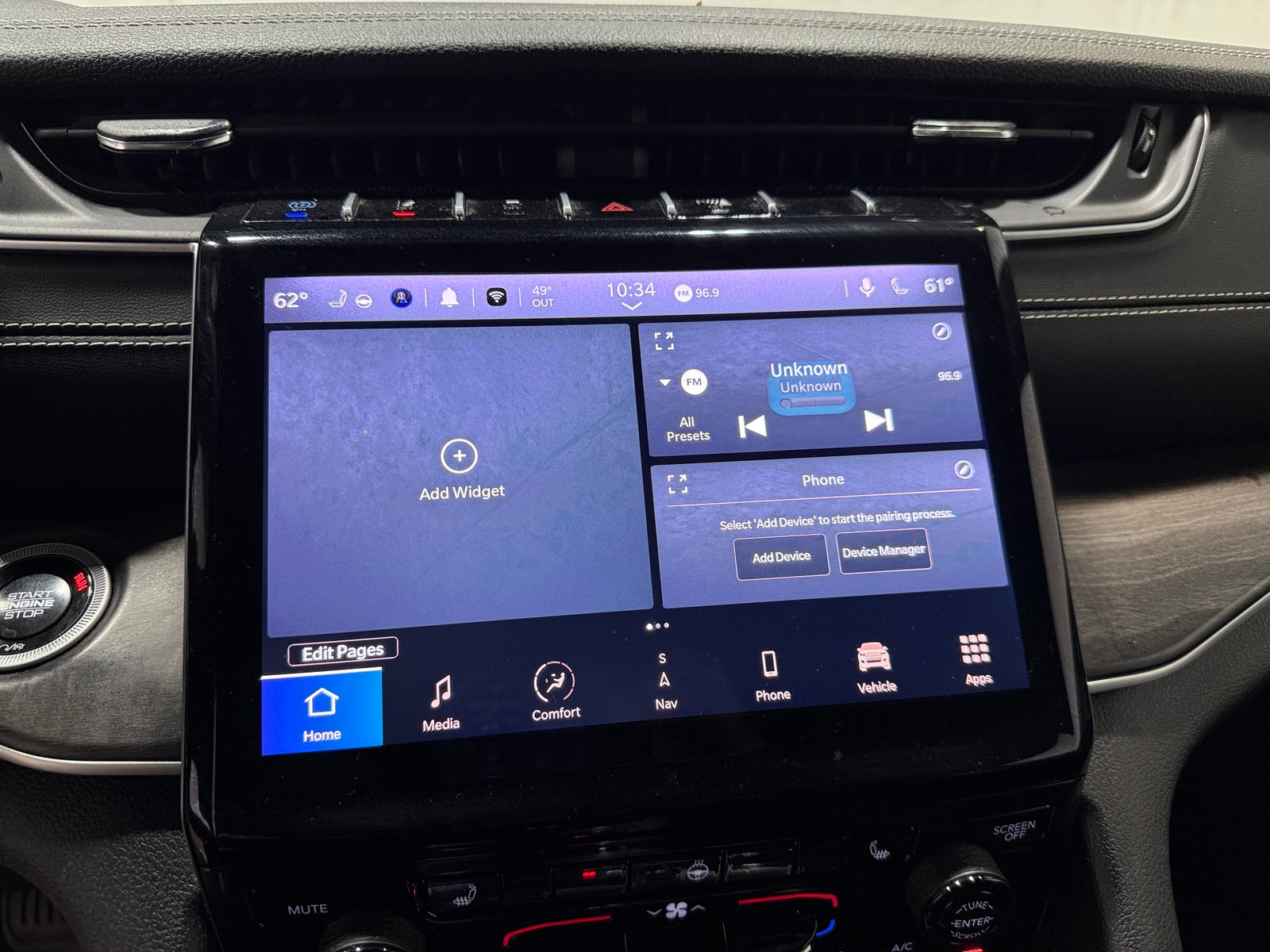 Thumbnail: 2024 Jeep Grand Cherokee - 4