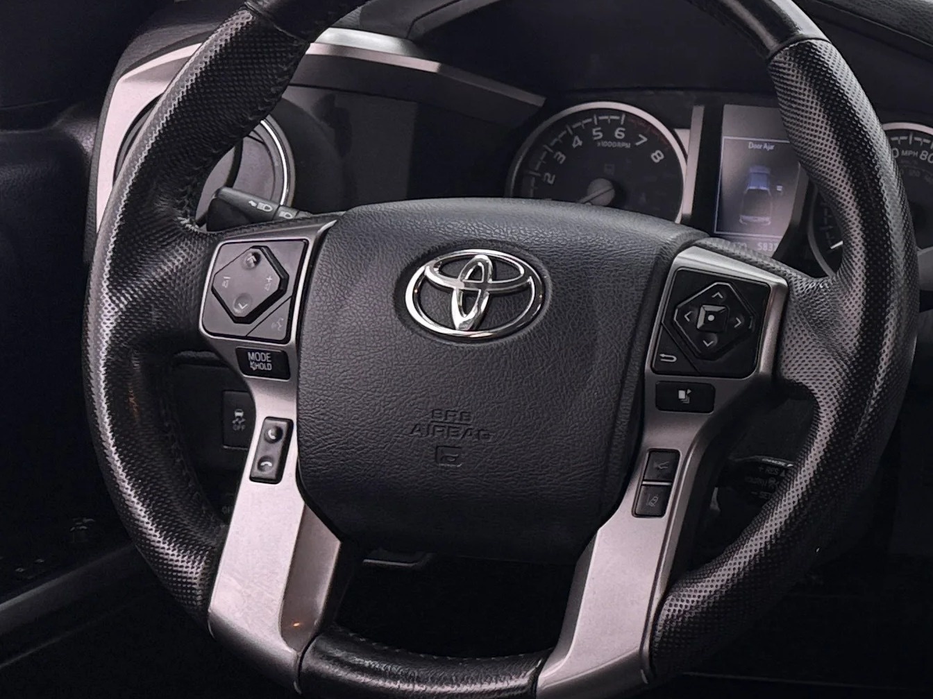 Thumbnail: 2020 Toyota Tacoma - 5