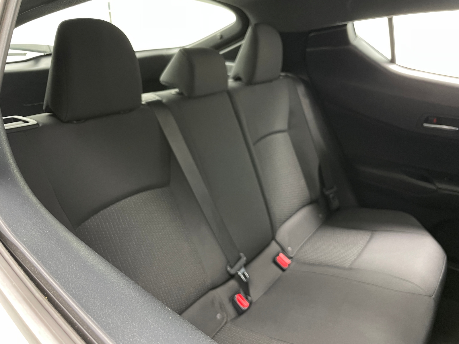 Thumbnail: 2018 Toyota C-HR - 6