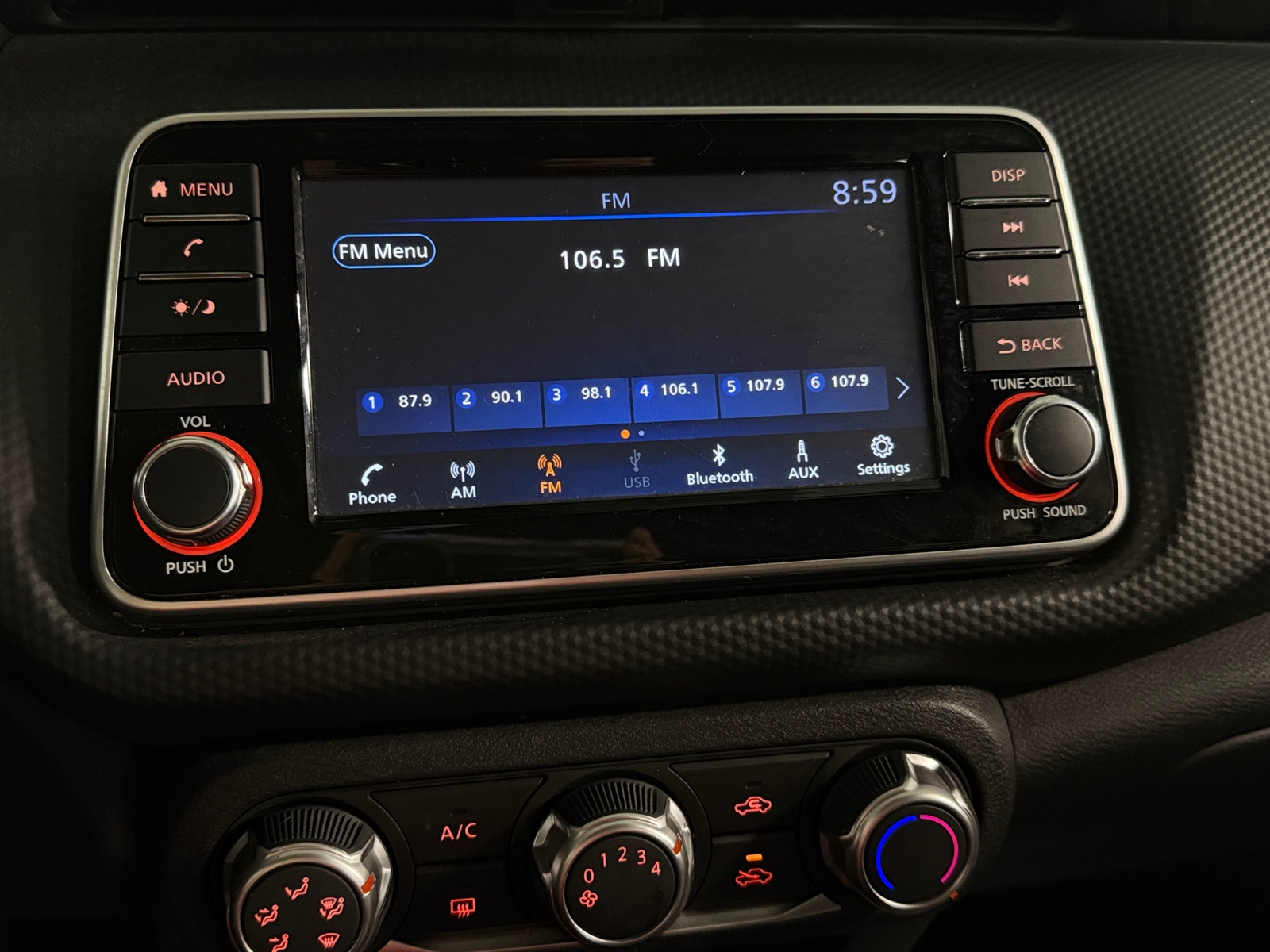 Thumbnail: 2023 Nissan Kicks - 4