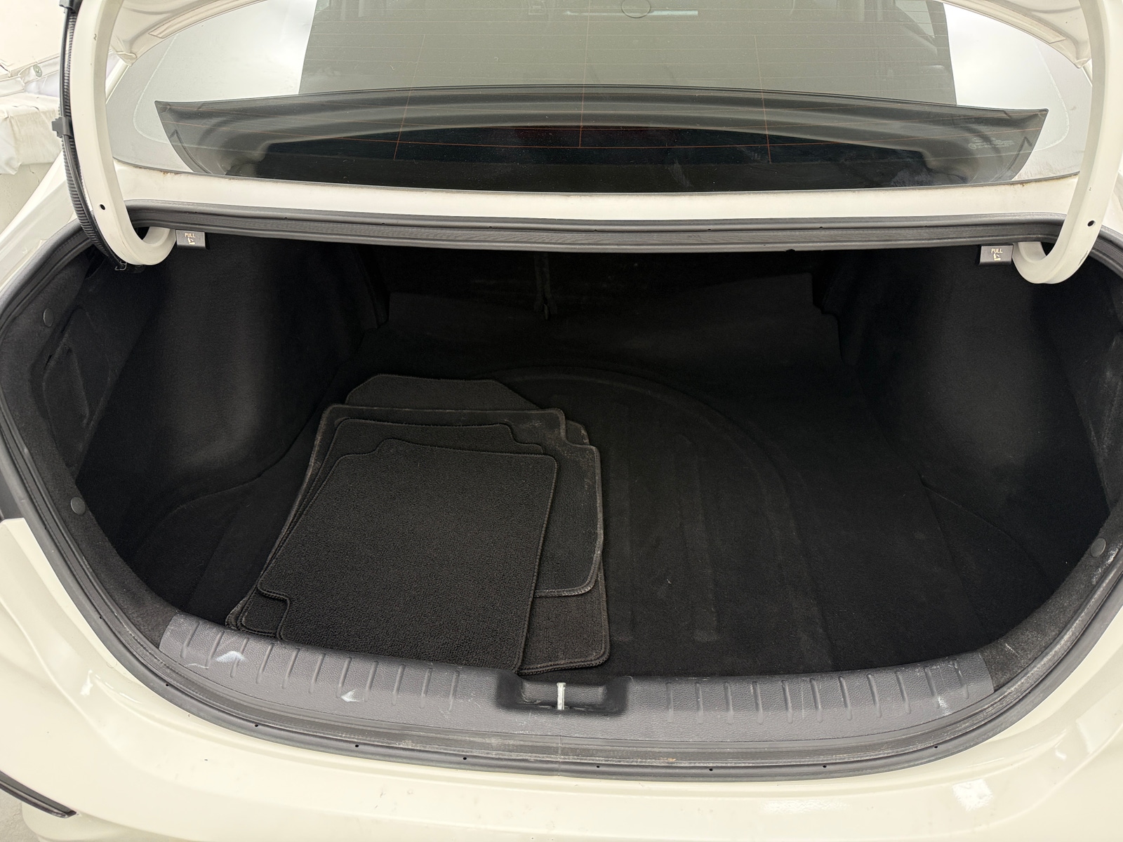 Thumbnail: 2020 Kia Forte - 7