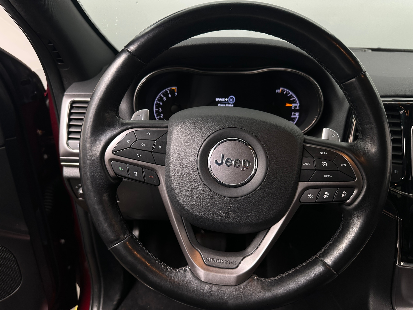 Thumbnail: 2020 Jeep Grand Cherokee - 4