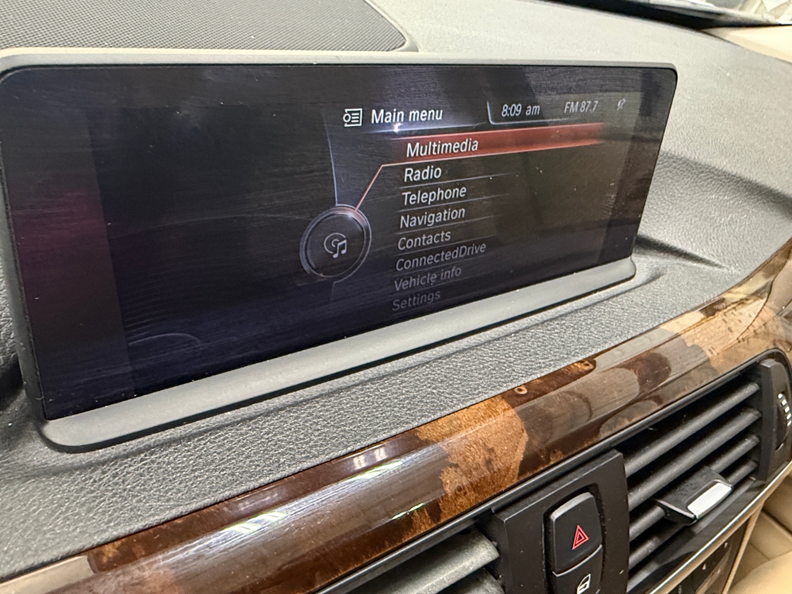 Thumbnail: 2015 BMW 3 Series - 3